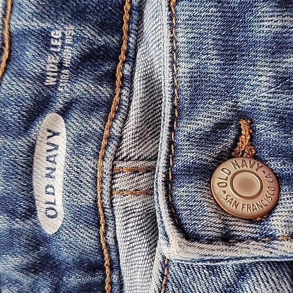 Old Navy Women's Blue Wide Leg Jeans - Picture 4 of 6